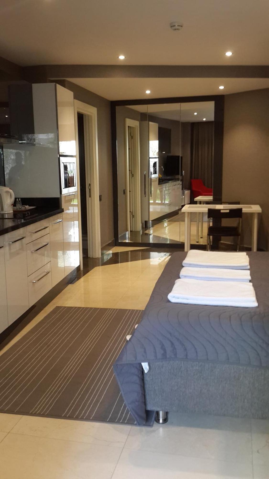 Bmk Suites Apartments อันตัลยา ภายนอก รูปภาพ