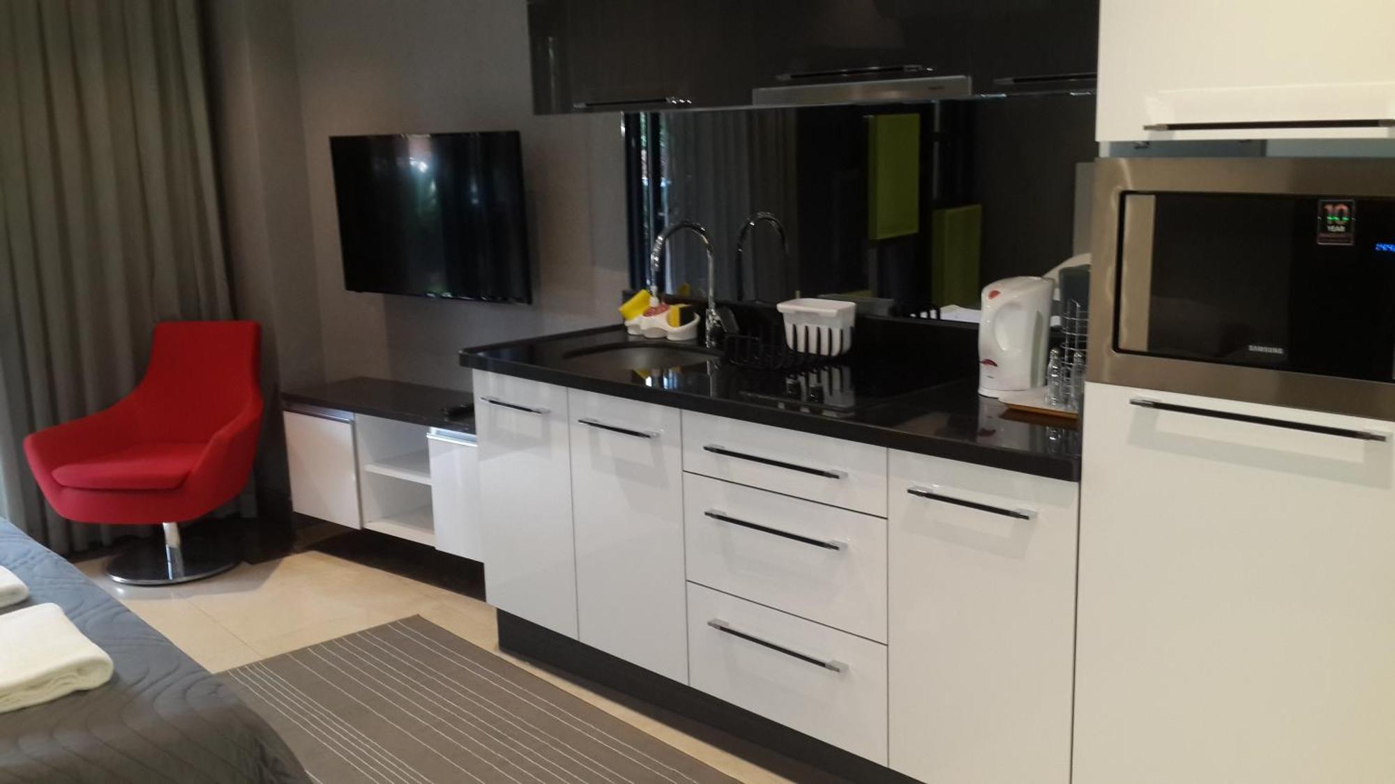 Bmk Suites Apartments อันตัลยา ภายนอก รูปภาพ